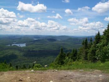 Vue sur les montagnes à Labelle, dans les Laurentides.