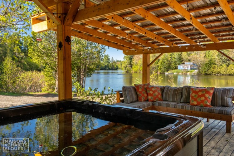 Chalet à louer Estrie Le Chalet Camelau