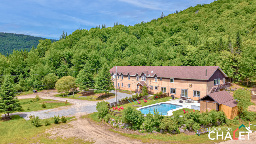 Chalet à louer Laurentides Chalet du Rocher