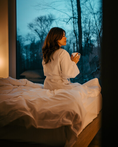 Contemplation au chalet à louer Luxe montagne dans les Laurentides, chalet en montagne à La Conception