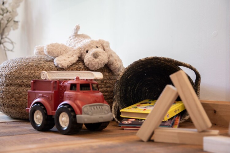 Jouets pour enfants du chalet à louer Chalet Chic Rustique dans les Laurentides, chalet avec spa à Val-des-Lacs