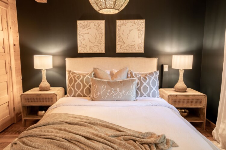 Chambre du chalet à louer Chalet Chic Rustique dans les Laurentides, chalet avec spa à Val-des-Lacs