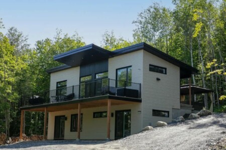 Façade du Chalet à louer Artemis en Estrie, chalet avec spa à Val-Racine