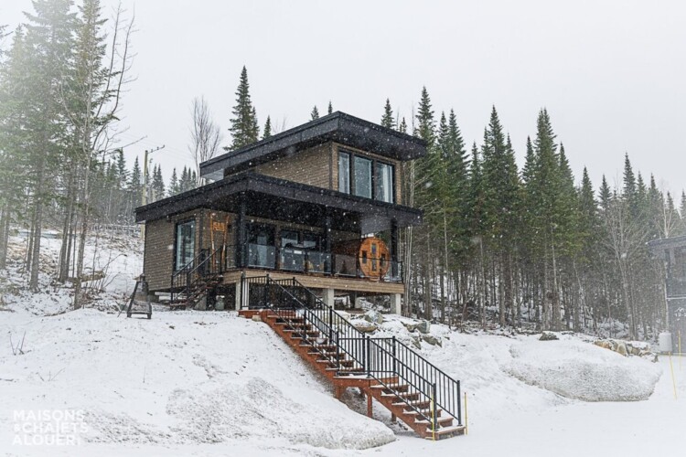 Photo en hiver du Chalet à louer Le Skieur Adstock à Chaudière-Appalaches, chalet avec sauna à Adstock.